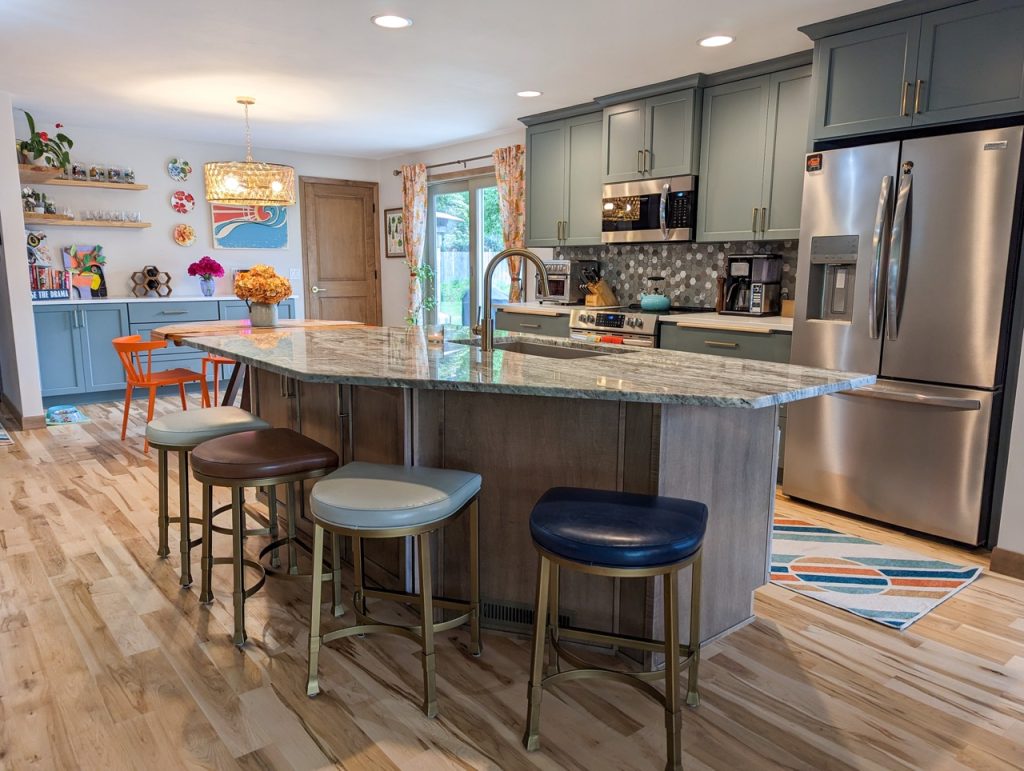Green Pastel Kitchen Remodeling in Appleton